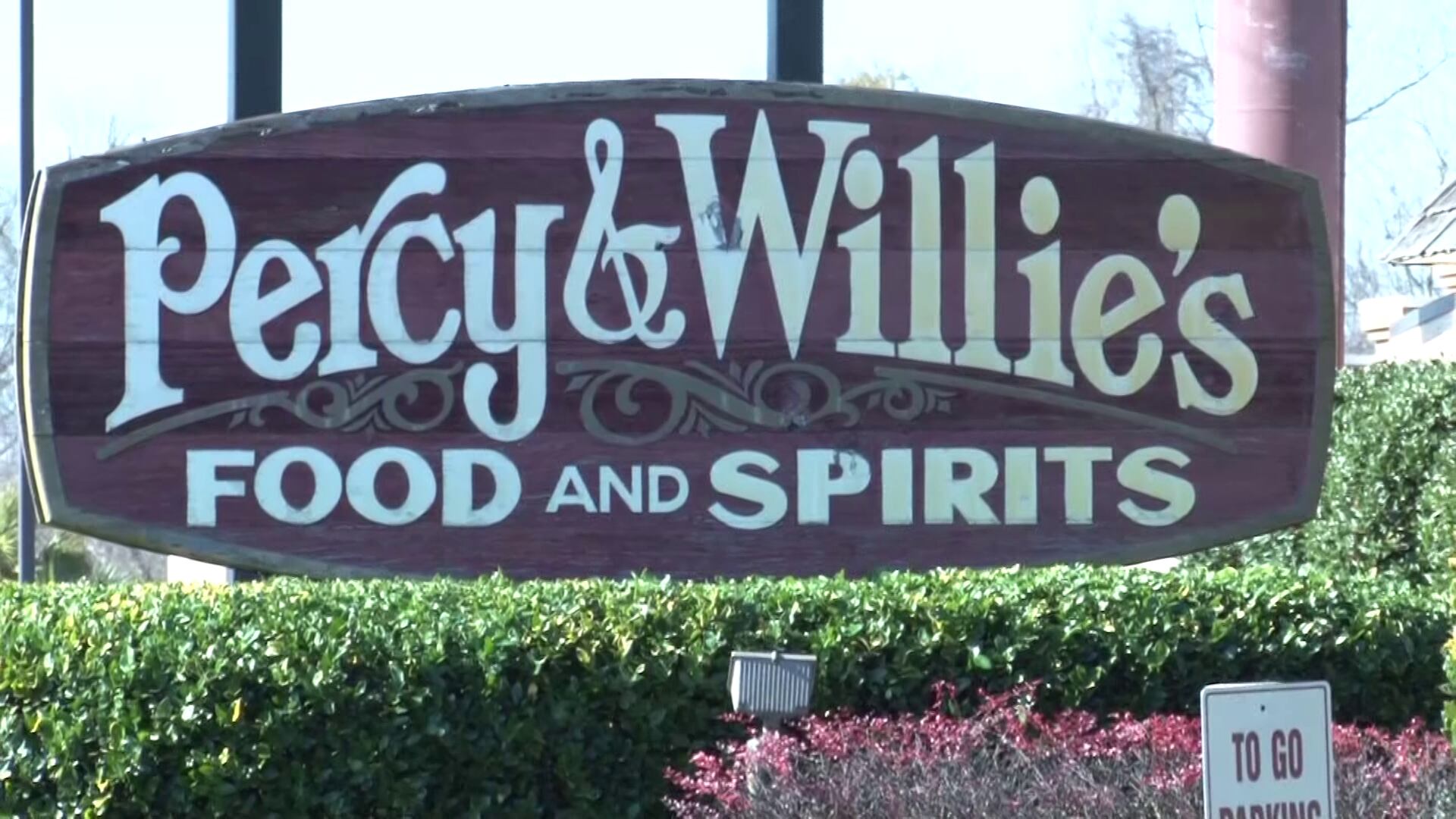 Influencer sues SC restaurant over viral encounter