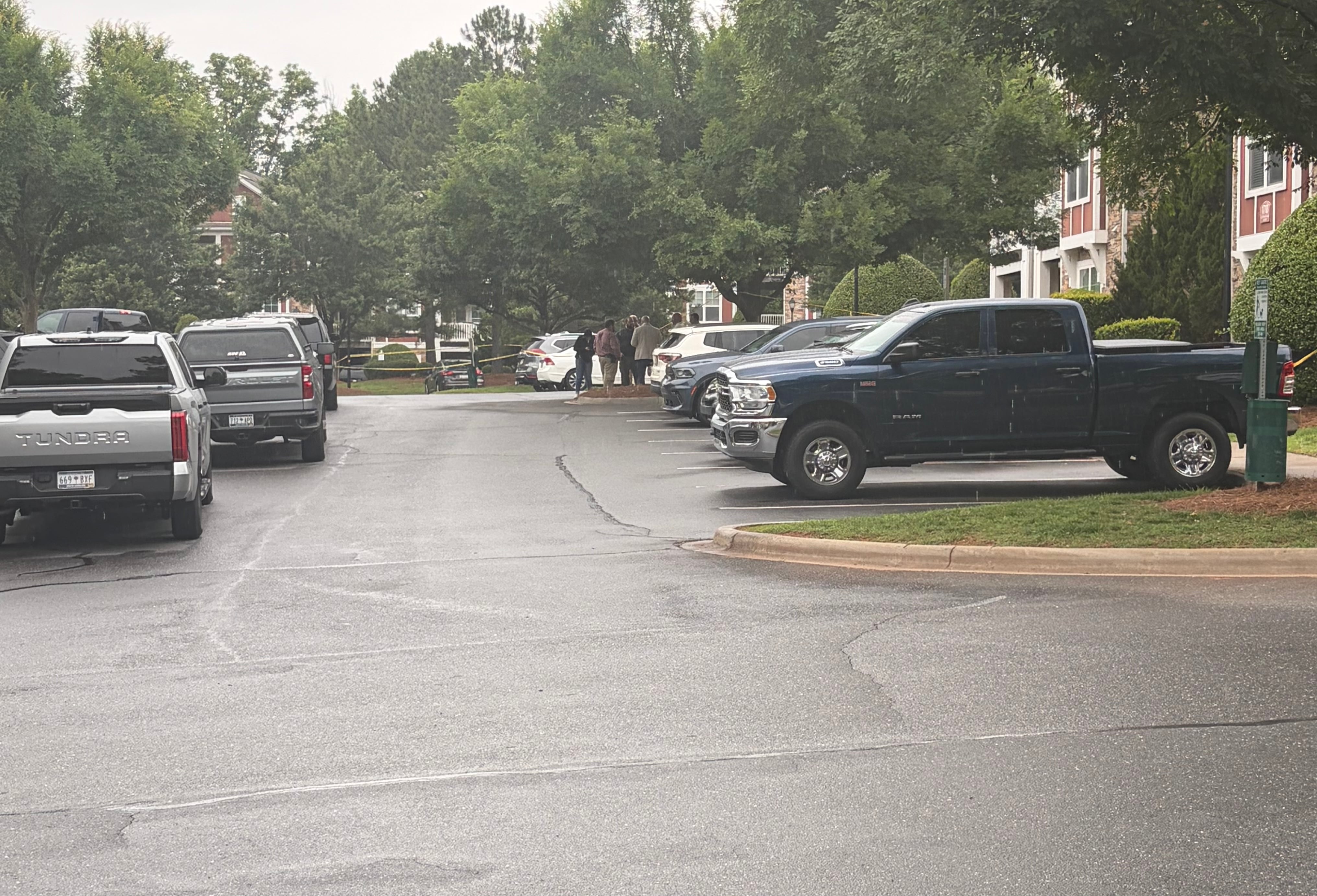 Shots fired as officers serve search warrant at Fort Mill apartment complex
