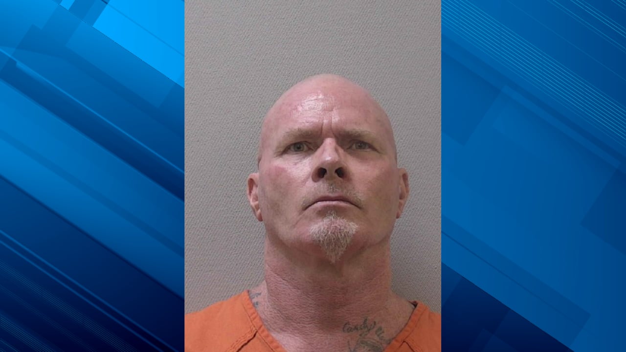 Hit-and-run suspect returns to scene, rams patrol vehicle with deputy inside, LCSD says
