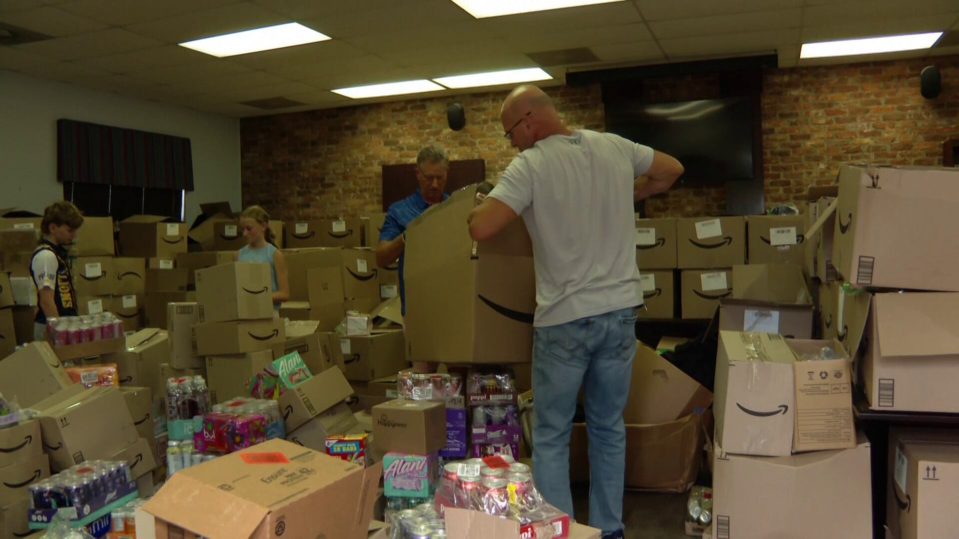 Nonprofit steps in to help after apartment fire displaces 23