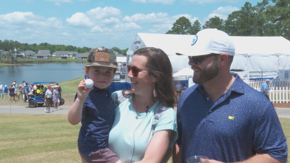 Colonial Child Fans flock to Elgin for first-ever Colonial Life Charity Classic
