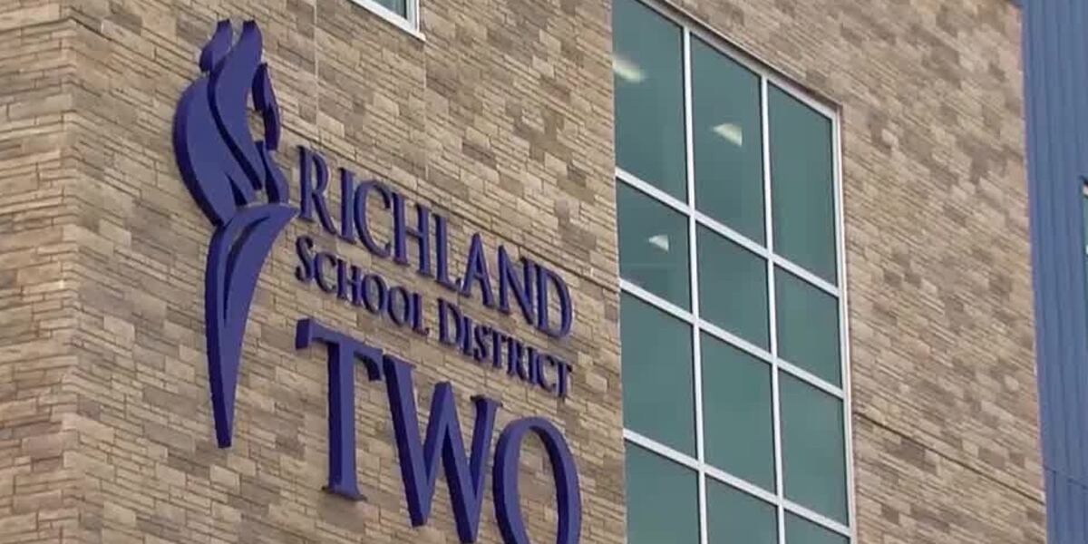 Richland Two follows state model policy on student cellphone restrictions