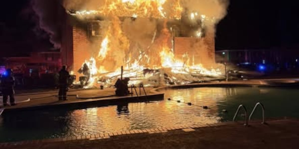 Fire crews respond to Columbia structure fire