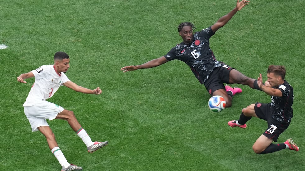 Morocco's Azzedine Ounahi (8) scores second goalduring the World Cup round of 16 soccer match...