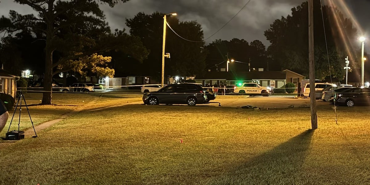 Coverage image for: Police investigating deadly shooting at Columbia apartment complex